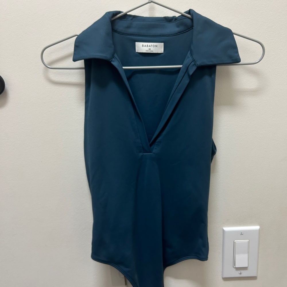 Aritzia Babaton Collared Bodysuit